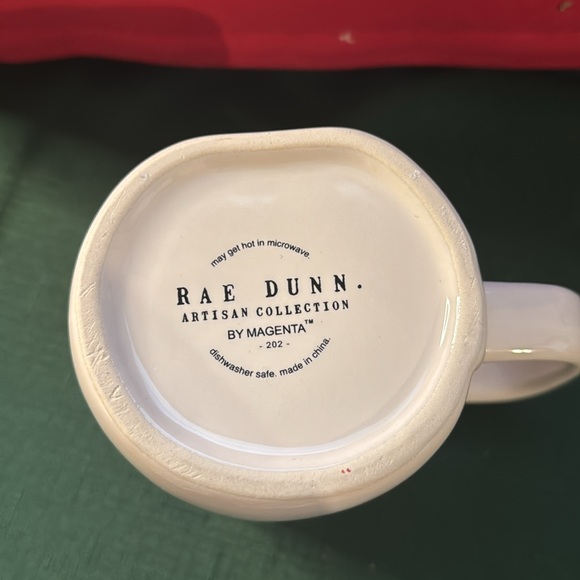 RAE DUNN ARTISAN HAPPY PAWLIDAYS MUG. NWT - Picture 4 of 4